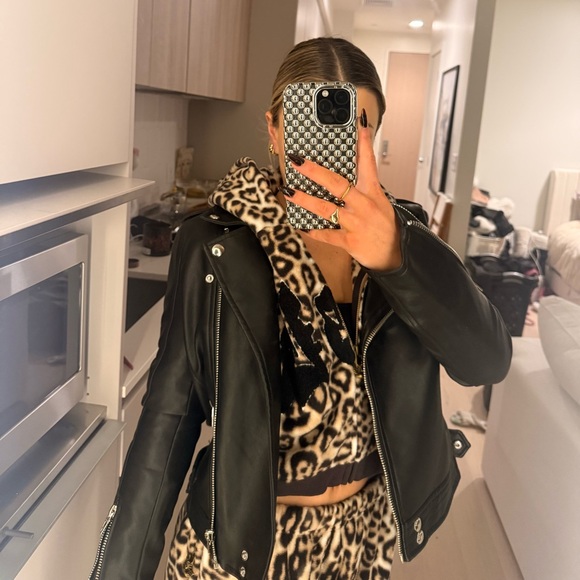 Blank NYC vegan leather jacket - Picture 2 of 4